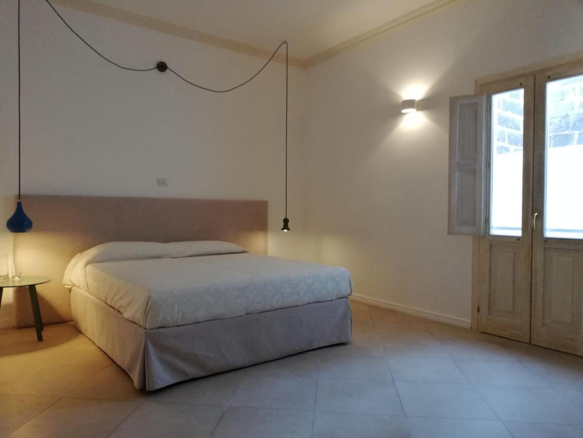 Casa Mindivo, Magia Tra I Tetti Del Centro Storico Villa Nardo Exterior photo